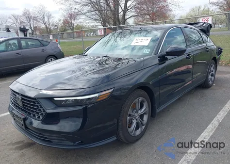 2024 Honda Accord Ex z USA, uszkodzony, nr VIN 1HGCY1F35RA062810